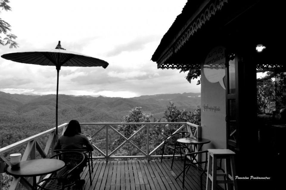 ร้านกาแฟก่อนตะวันจะลับเหลี่ยมภูผา จ.แม่ฮ่องสอน