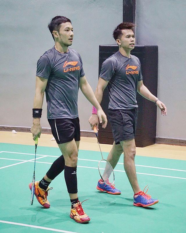 จับลงลิ้น