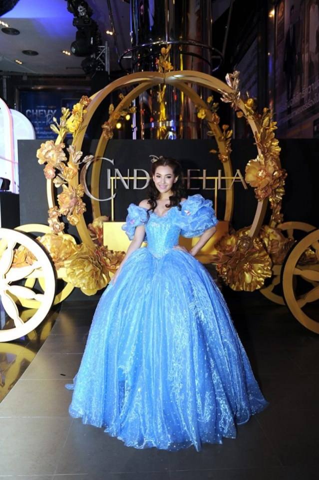 เบลล่า เป็น ซินเดอเรลล่า