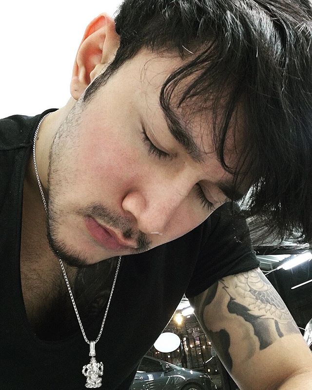 หนวด