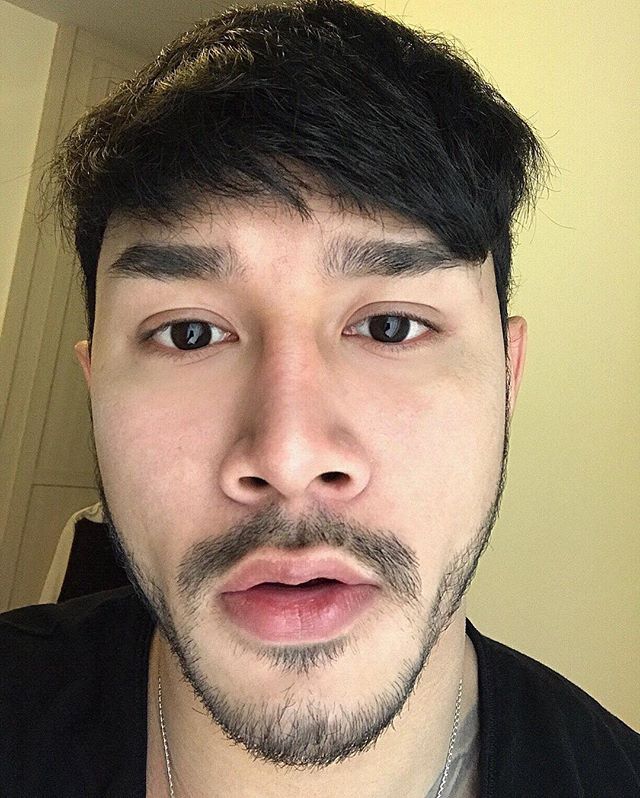 หนวด
