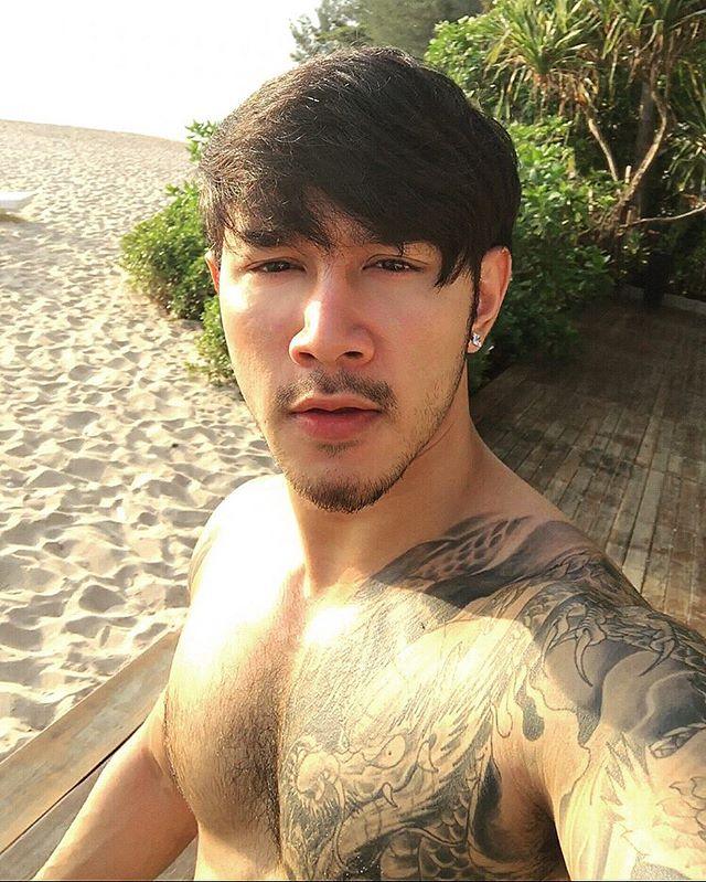 หนวด