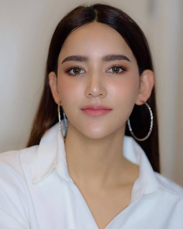 โม อมีนา