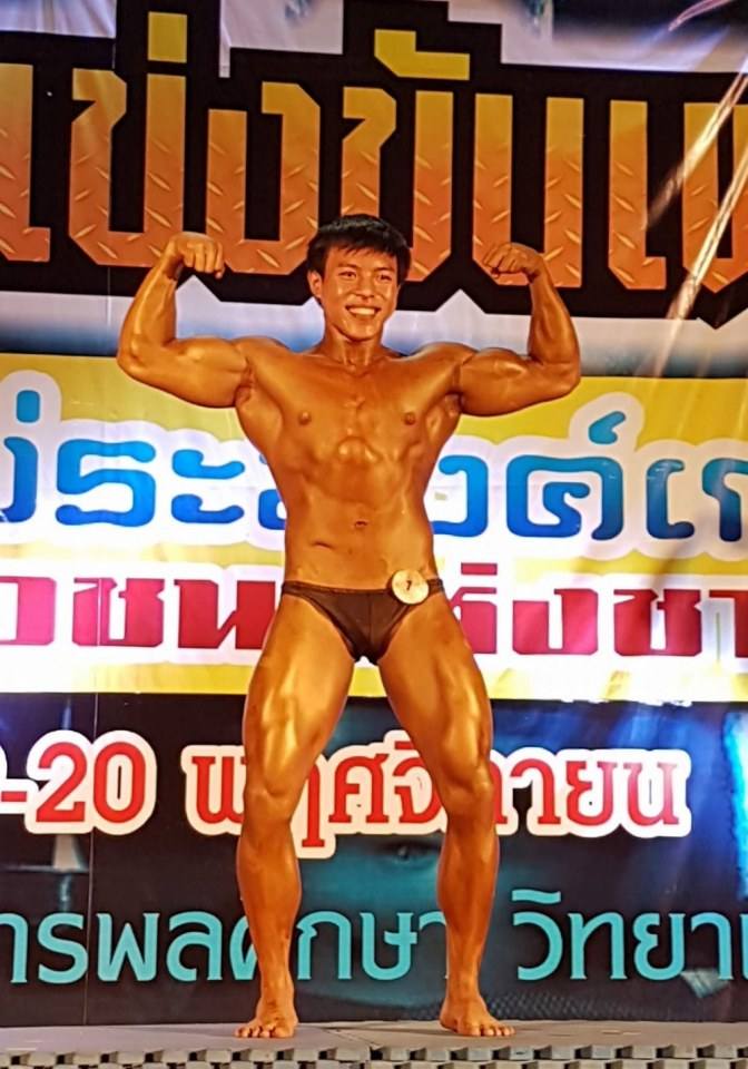 การแข่งขันเพาะกาย  เยาวชน