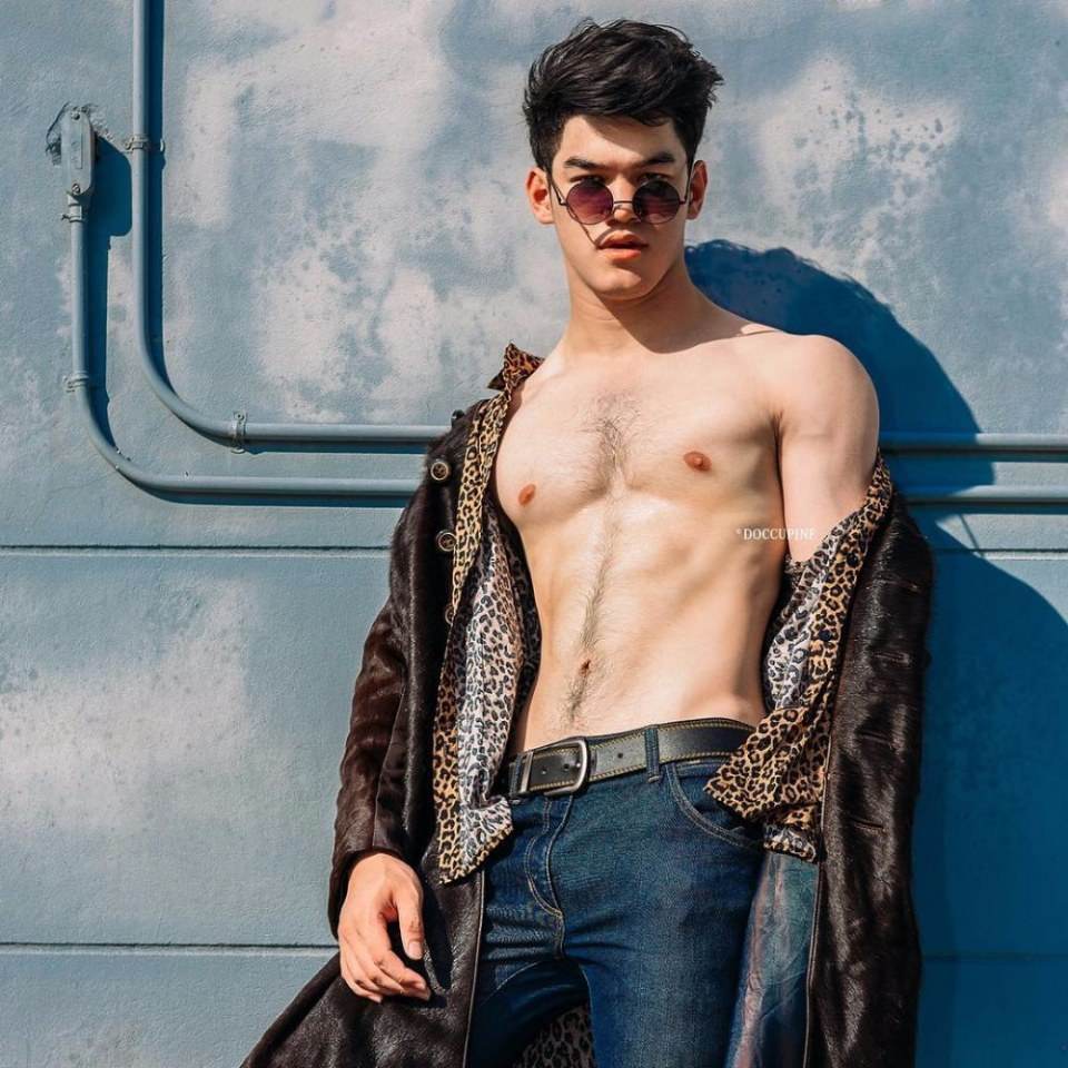 สามี004