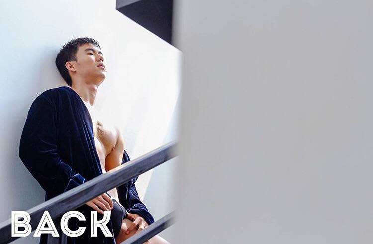 หนุ่มหล่อขึ้นปก 08 - BACK MAGAZINE