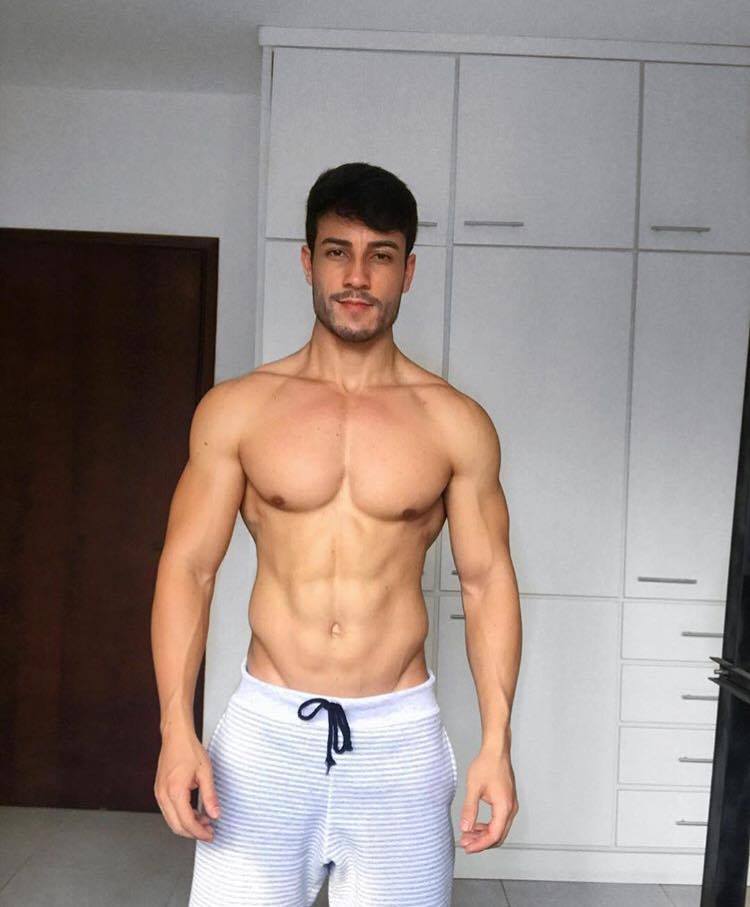 ฝรั่งหล่อน่าติดตาม 0_1 : Anderson Felipe