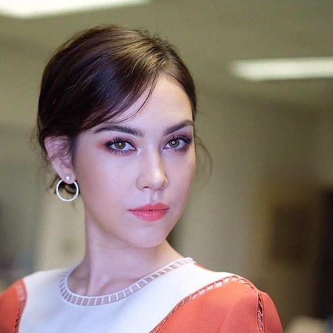 แมท ภีรนีย์ จากเรื่ิอง ข้าบดินทร์