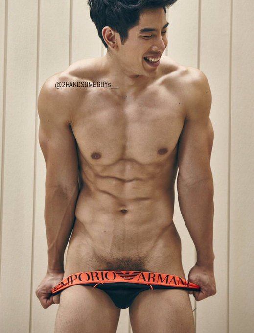 hot male 272 (18+)