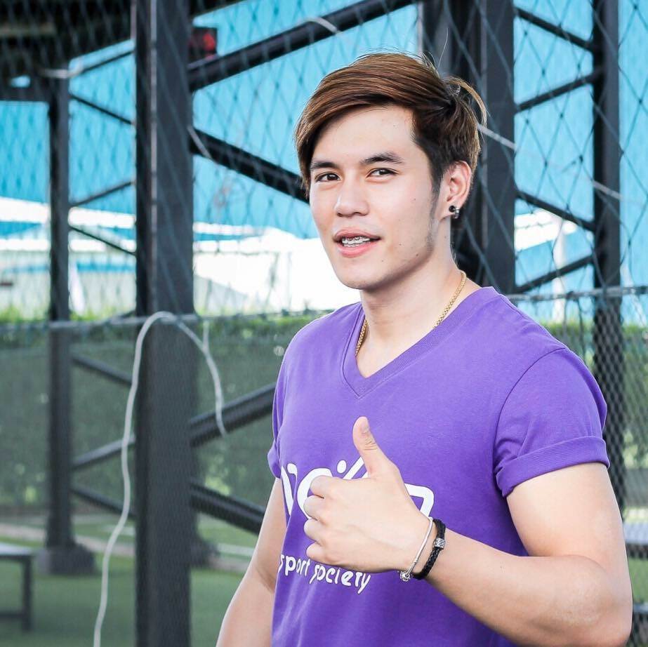เป็นชะนี ที่ได้ดูบอล ต้องร่อนหมอนข้าง 2,366