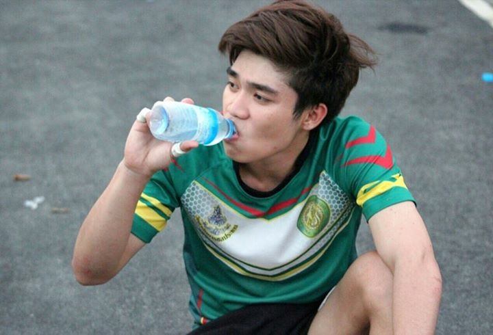 เป็นชะนี ที่ได้ดูบอล ต้องร่อนหมอนข้าง 2,366
