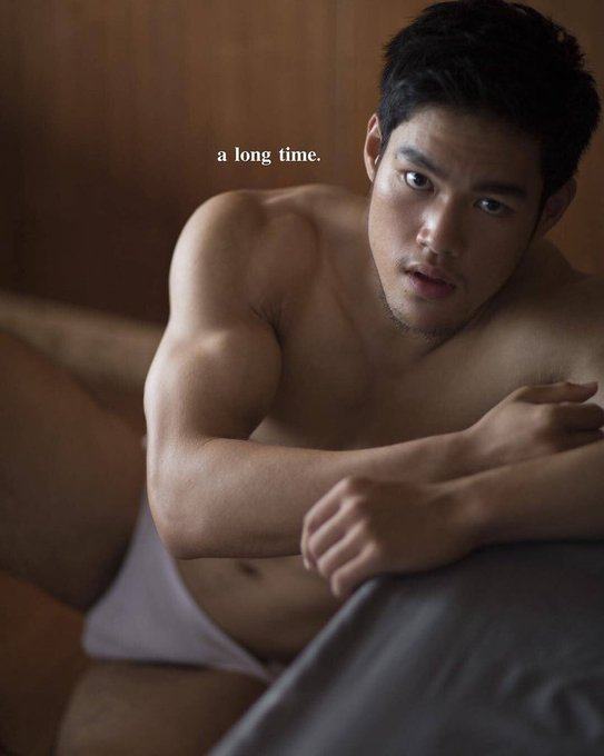 hot male 275 (18+)