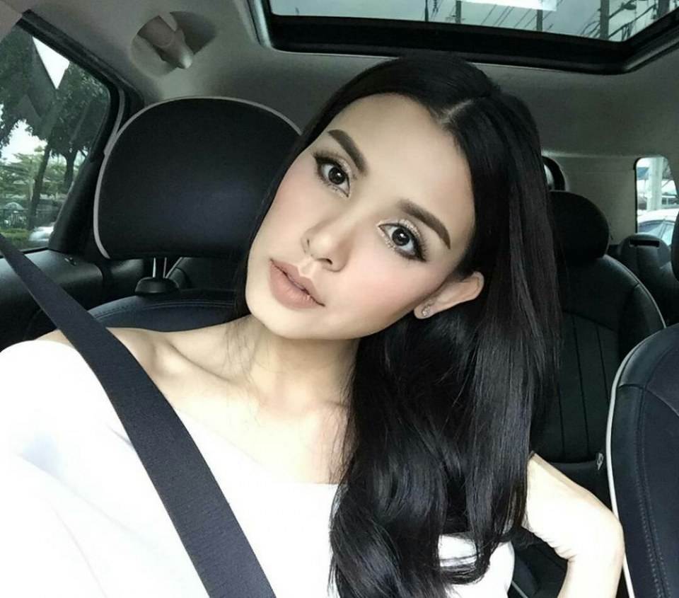 วิกกี้ สุนิสา คณะวิชาโฆษณาและศิลปะเชิงพาณิชย์