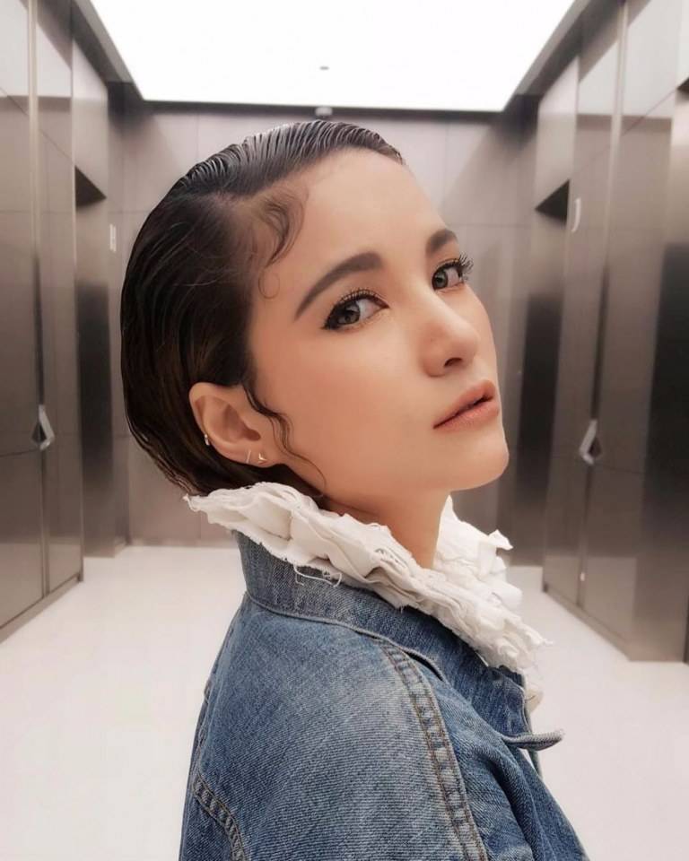 แพรว คณิตกุล  คณะนิเทศศาสตร์