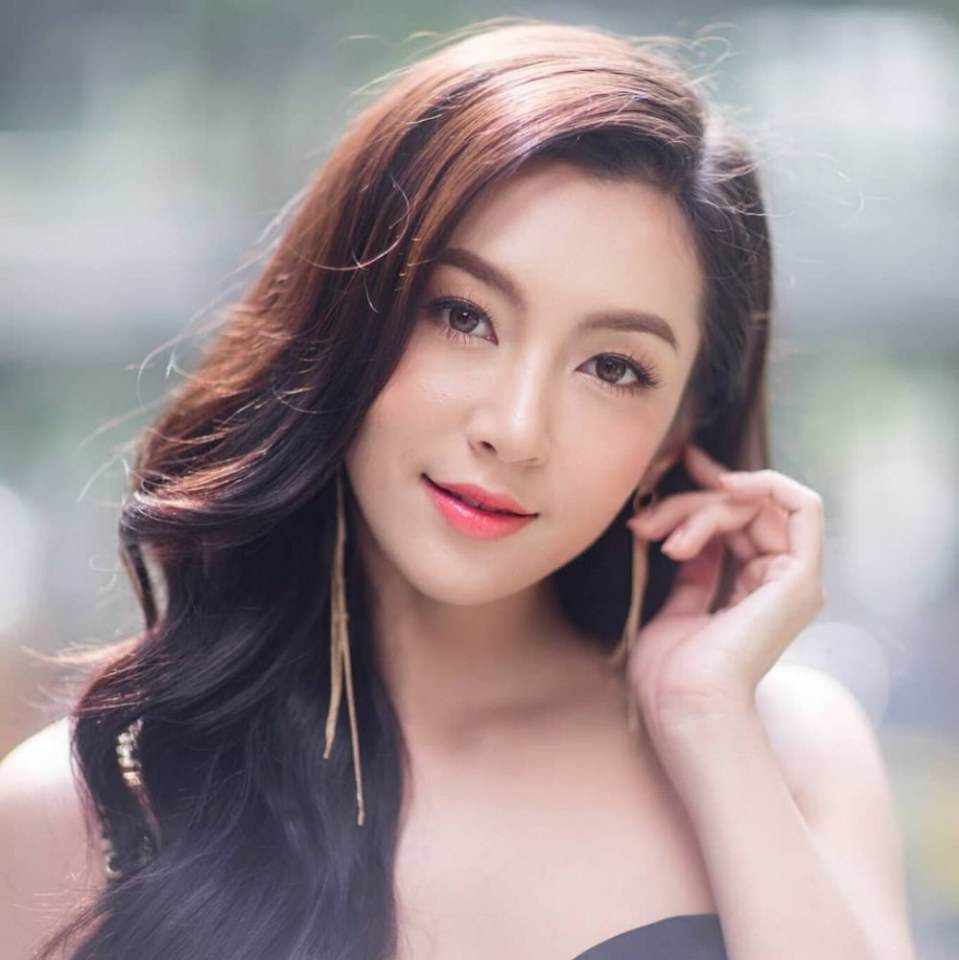 เบลล่า-คณะวารสารศาสตร์