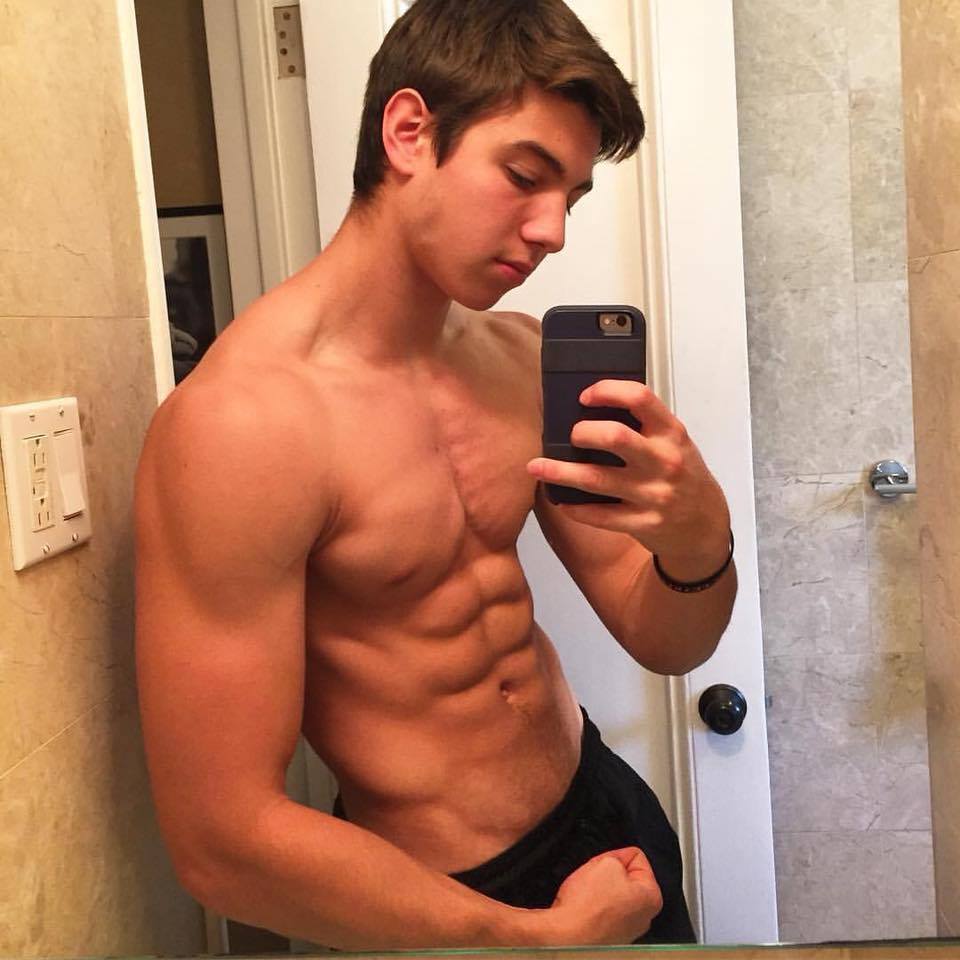 ฝรั่งหล่อน่าติดตาม 0_2 : Eric Abrons