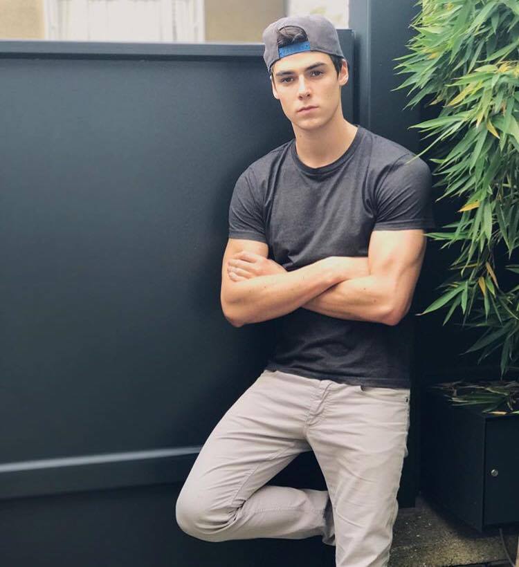 ฝรั่งหล่อน่าติดตาม 0_3 : Rafael Miller