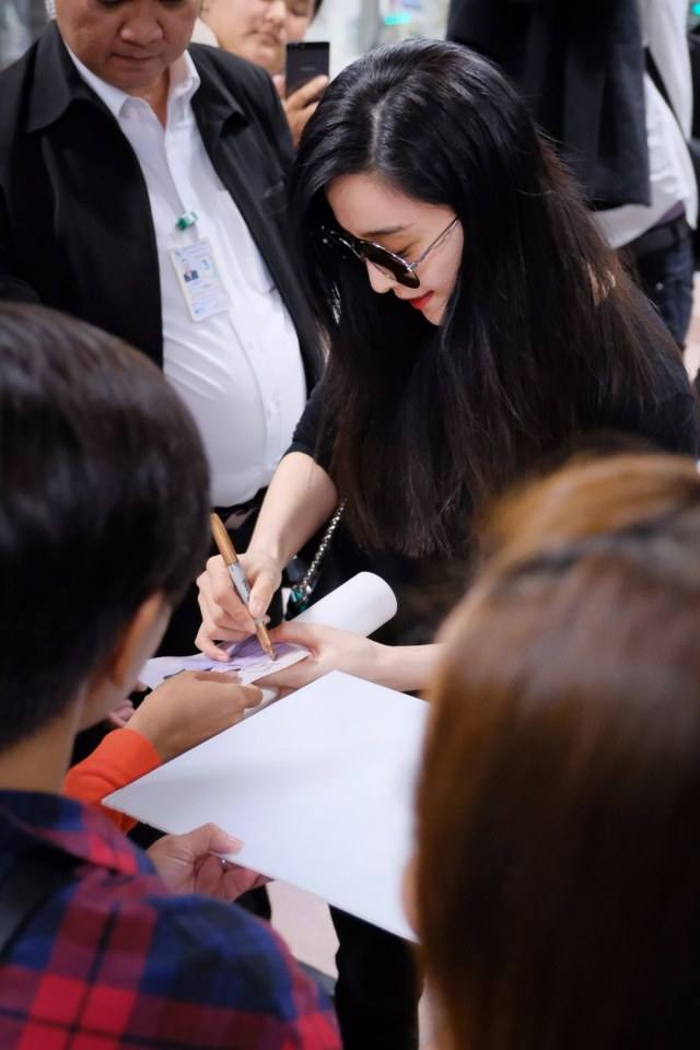 ใครเคยเห็น ฟ่านปิงปิง ตัวจริงบ้าง ตอนนี้บุกเมืองไทยแล้วคะ