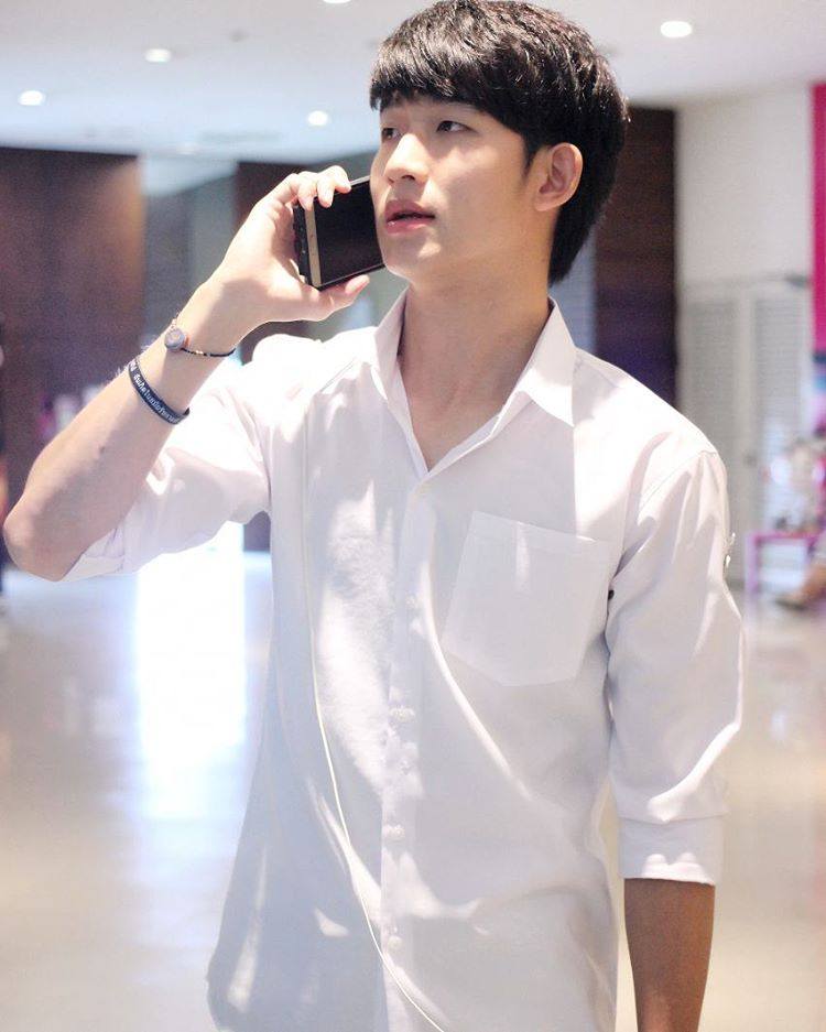 น้องปู้ กิตติพงษ์ ขาวๆใสๆ หุ่นน่ากิน