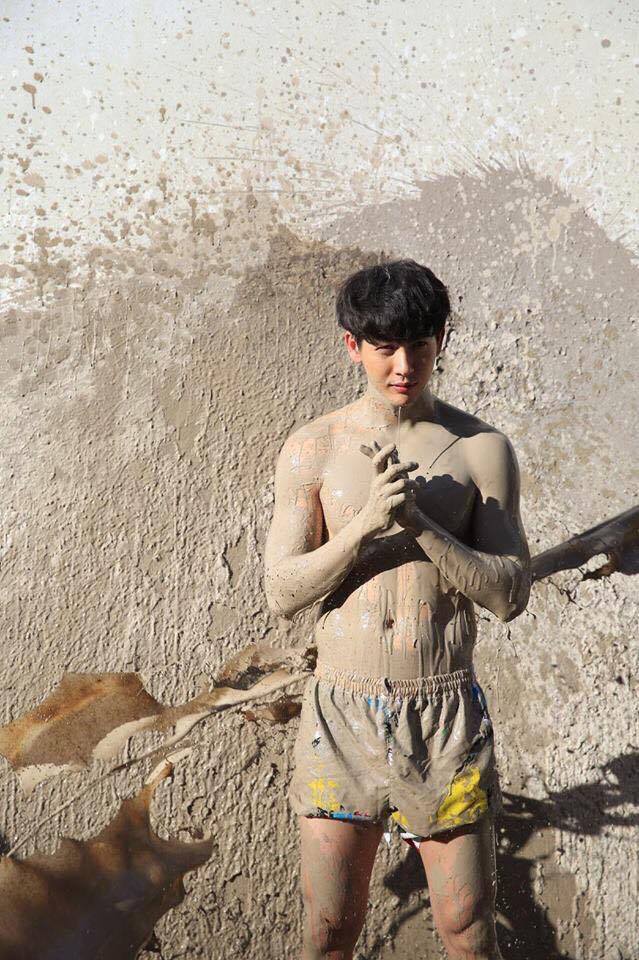 ดีเจพุฒ เปื้อนโคลน ยังหล่อ