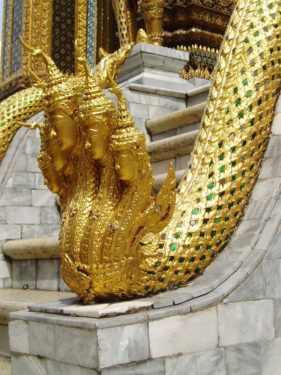 ความยิ่งใหญ่ ของ ไทย กับ พระบรมมหาราชวัง หรือพระราชวังพระนคร