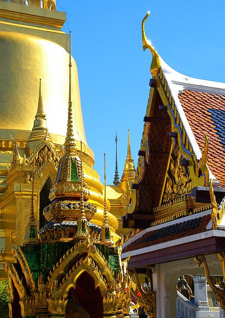 ความยิ่งใหญ่ ของ ไทย กับ พระบรมมหาราชวัง หรือพระราชวังพระนคร