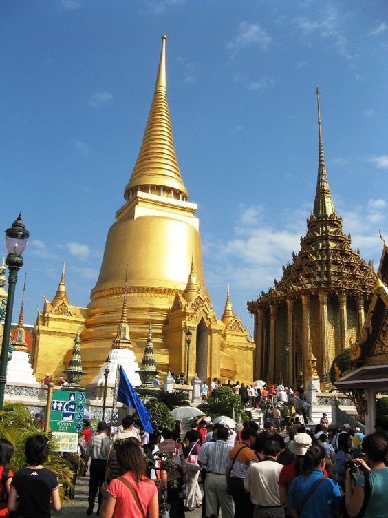 ความยิ่งใหญ่ ของ ไทย กับ พระบรมมหาราชวัง หรือพระราชวังพระนคร