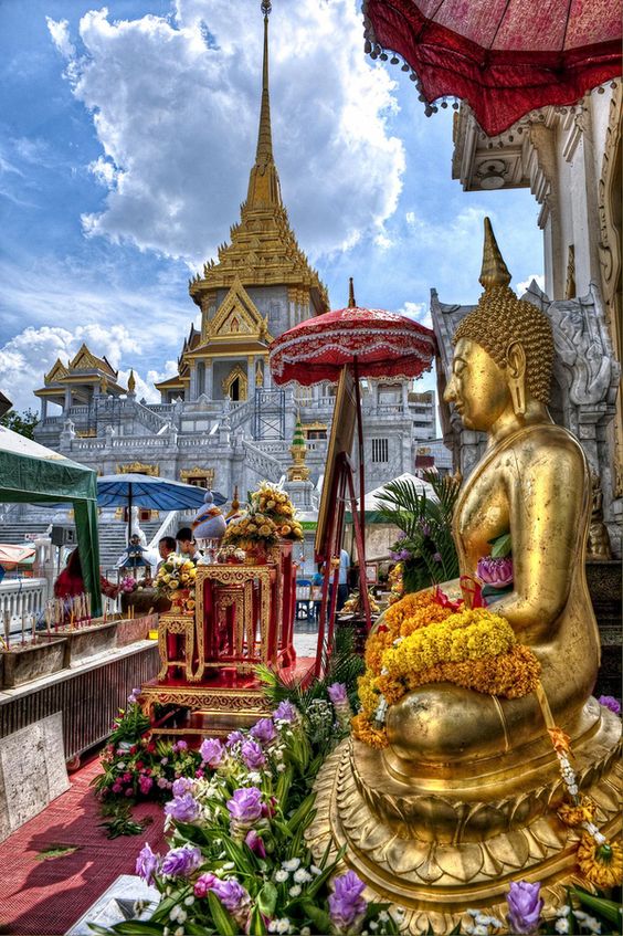 ความยิ่งใหญ่ ของ ไทย กับ &ldquo;พระพุทธรูปทองคำสุโขทัยไตรมิตร&rdquo;