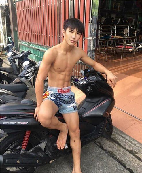 เด๊กเด๊ก