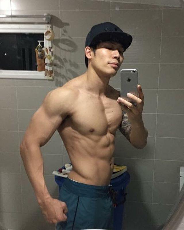 แอบมองสามี