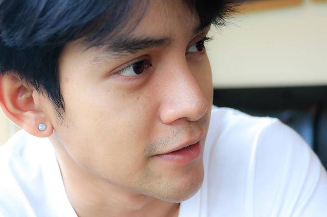 แอบมองสามี
