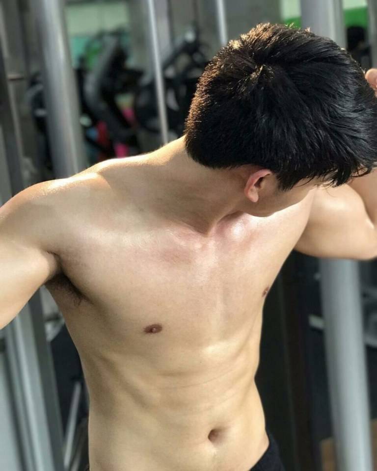 แอบมองสามี