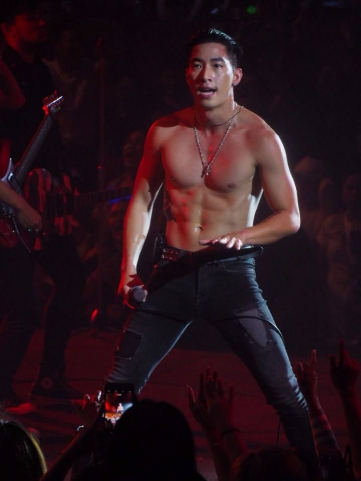 แอบมองสามี