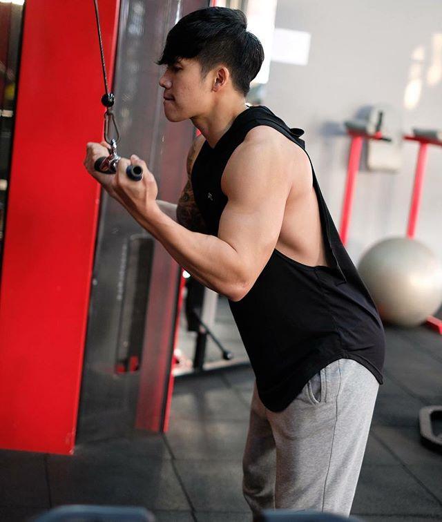 แอบมองสามี