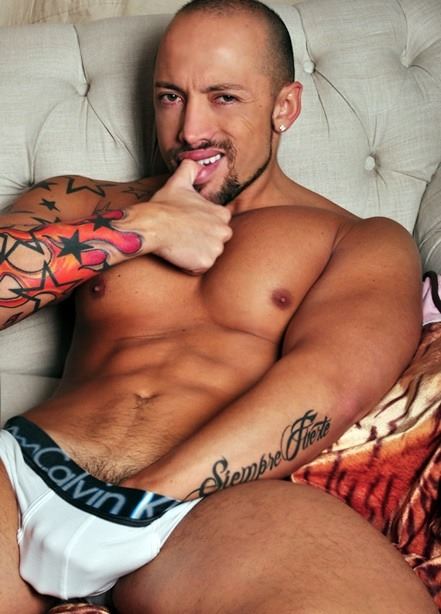 Model Blake Sciortino