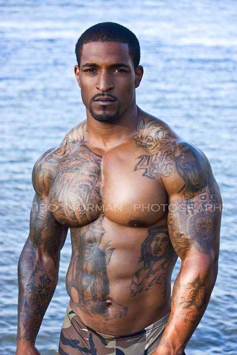 Man Crush of the Day: Football player Justin Tryon