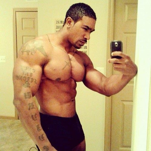 Man Crush of the Day: Football player Justin Tryon