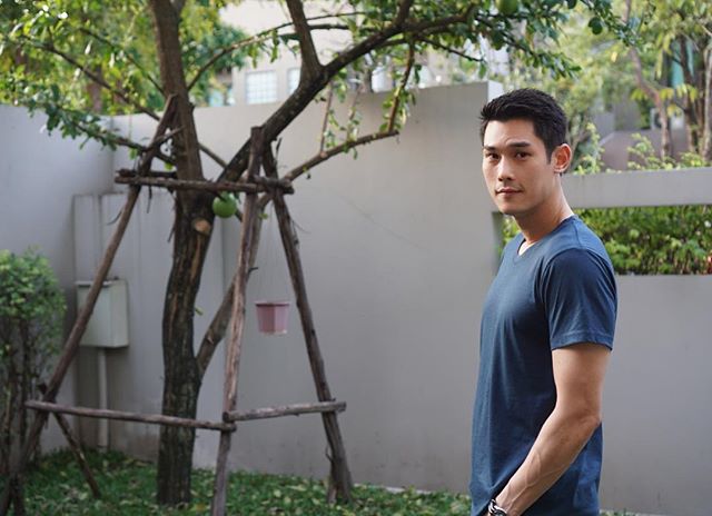 เลียยันไข่