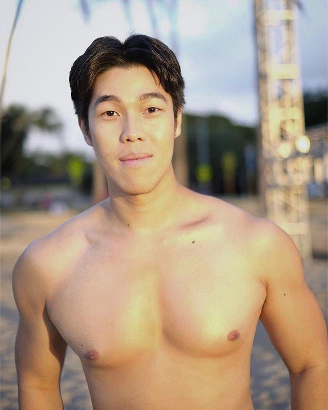 เลียยันไข่