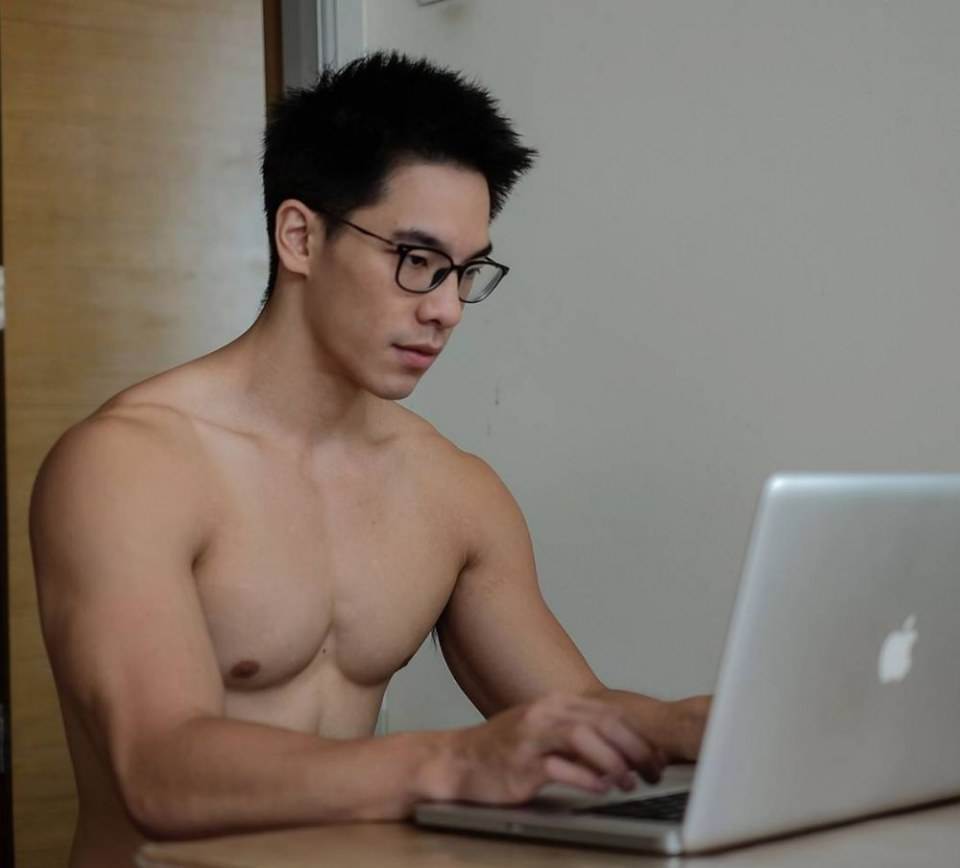 ถอดให้ชม