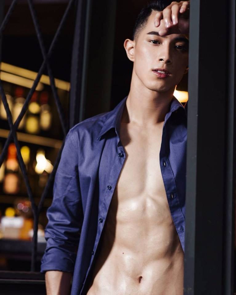 เก็บไว้ชม