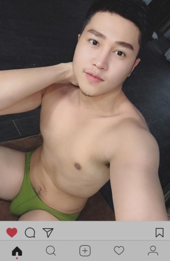 hot male 279 (18+)