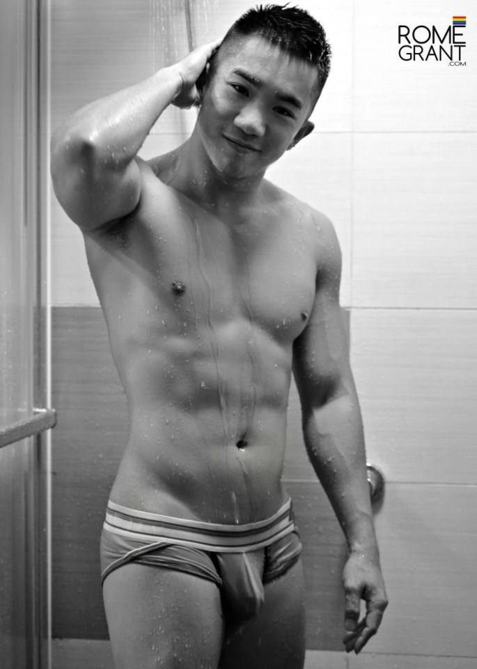 hot male 280 (18+)