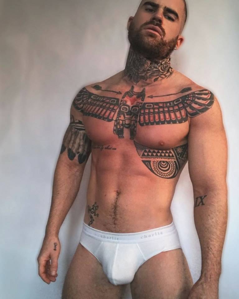 hot male 280 (18+)
