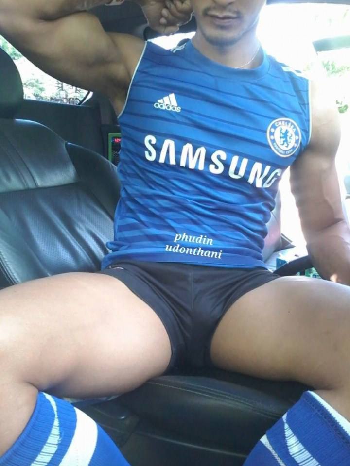 hot male 281 (18+)