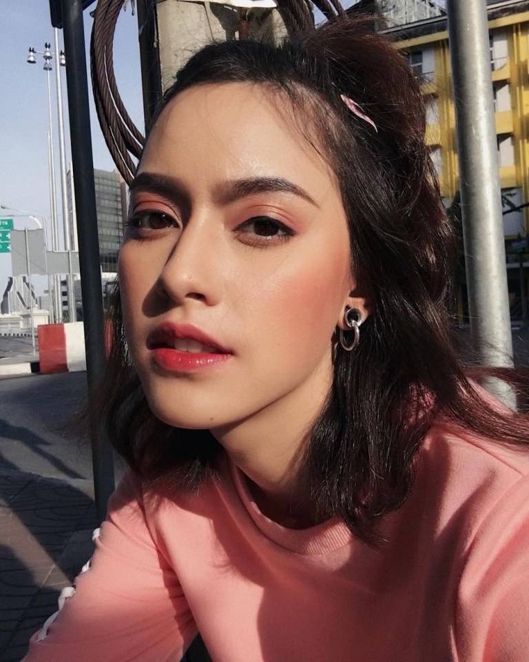 นิ้ง ชัญญา คณะนิเทศศาสตร์