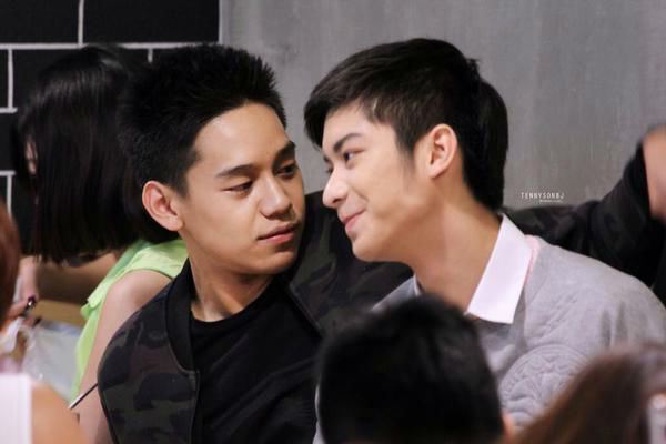 เงิน ออกัส / เอิ้น พีท .......น่ารักไม่ขาด มีโมเม้นท์มาเรื่อยๆ