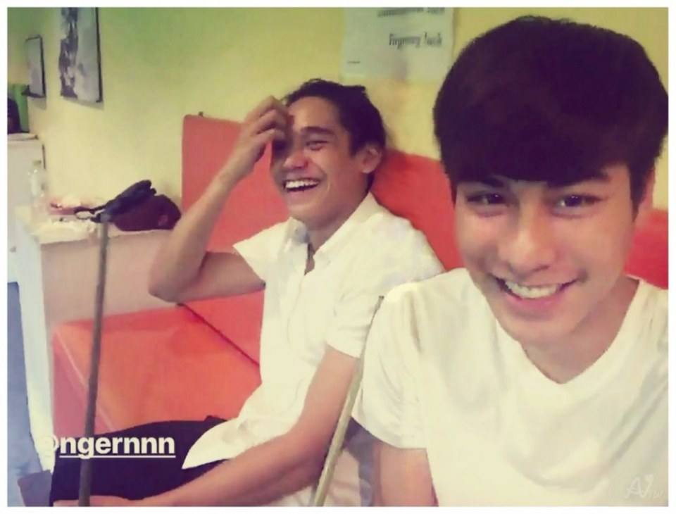 เงิน ออกัส / เอิ้น พีท .......น่ารักไม่ขาด มีโมเม้นท์มาเรื่อยๆ