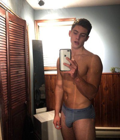 hot male 282 (18+)
