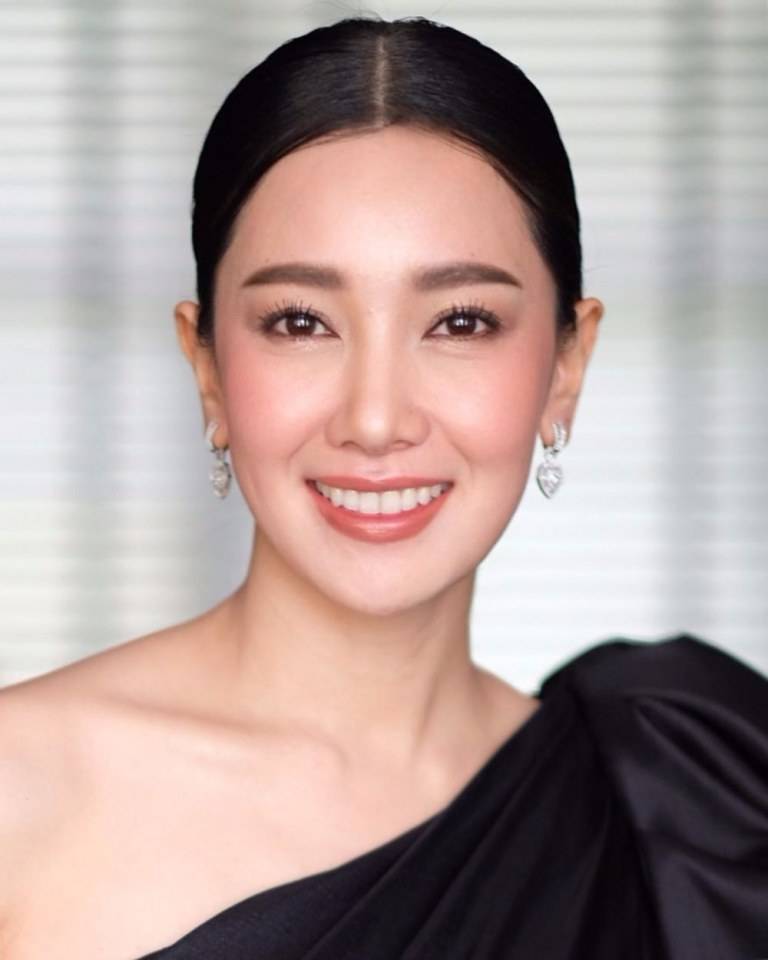 นุ่น-นิเทศศาตร์